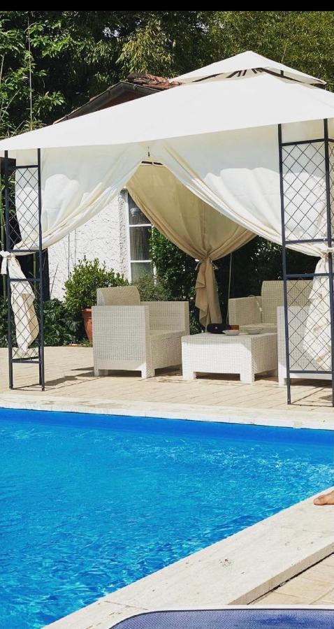 Appartamento Lussuoso 2 In Villa Riccardo Barga Exteriér fotografie